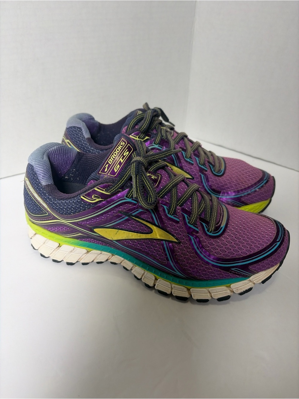 Brooks Adrenaline GTS 16 Women’s 7.5 Purple Lime Running Shoes 120203